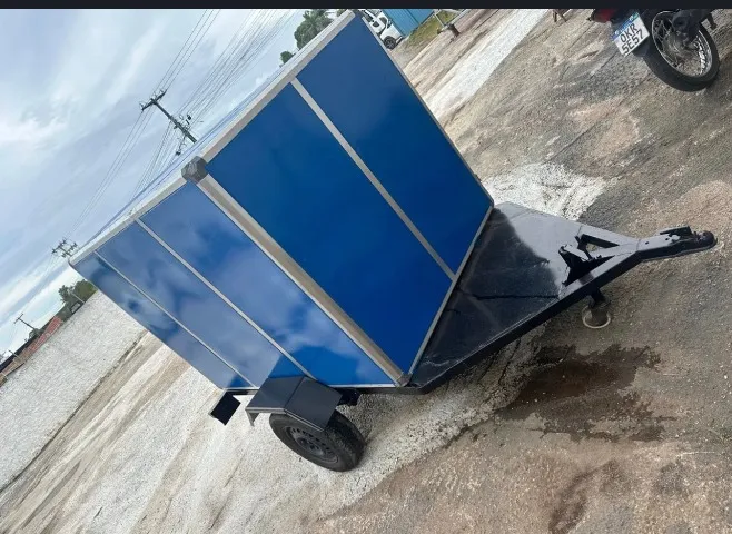 Carretinha Baú Cargo Box