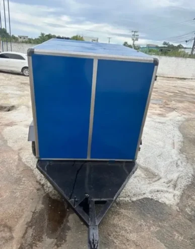 Carretinha Baú Cargo Box